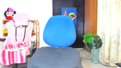 little_africa online show from 11-08-25, 08:47