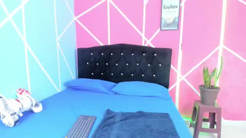 Michelle. online show from 03-02-25, 03:02