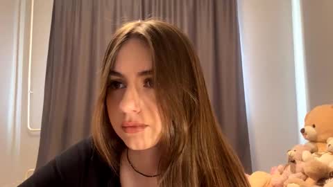 Snapshot of little_anioneta chatting on 10-14-25, 02:34 Catherine online show from 10-14-25, 02:34