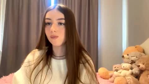 Snapshot of little_anioneta chatting on 10-16-25, 03:18 Catherine online show from 10-16-25, 03:18