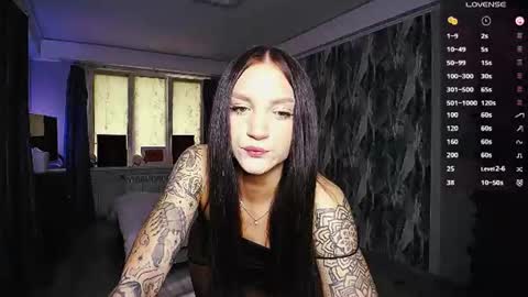 Birdy online show from 06-18-26, 02:32
