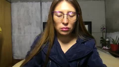Diablita online show from 01-03-25, 01:27