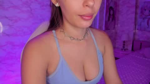 Snapshot of little_doll_4u chatting on 07-25-26, 10:24 ANNI online show from 07-25-26, 10:24