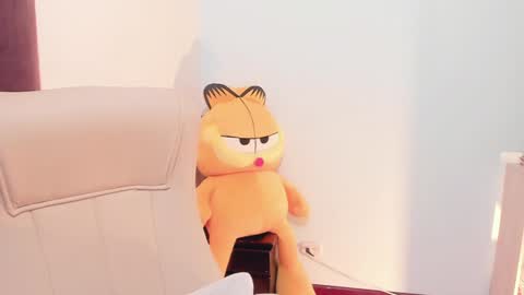 Help me reach 100 likes online show from 01-26-25, 07:09