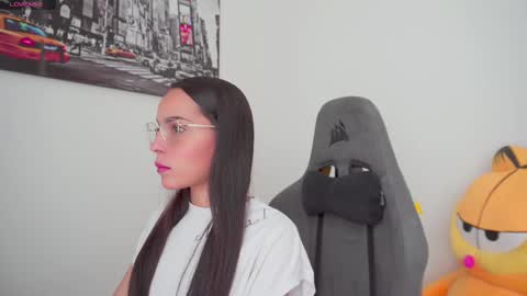 Help me reach 100 likes online show from 10-01-25, 07:09