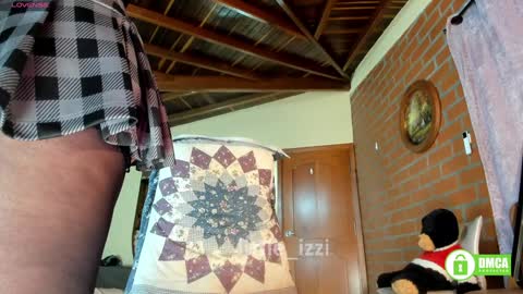 Snapshot of little_izzi chatting on 02-27-26, 06:08 Izzi online show from 02-27-26, 06:08