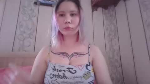 Snapshot of little_kitsune chatting on 10-01-25, 08:53 Rachel online show from 10-01-25, 08:53