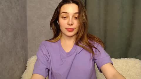 Mia   Im online every day 1530 PM in New York  2030 PM in London online show from 12-08-24, 08:58