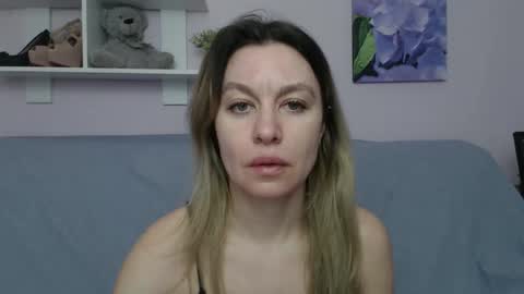 Snapshot of little_milf_ chatting on 02-08-26, 09:02 Kate online show from 02-08-26, 09:02