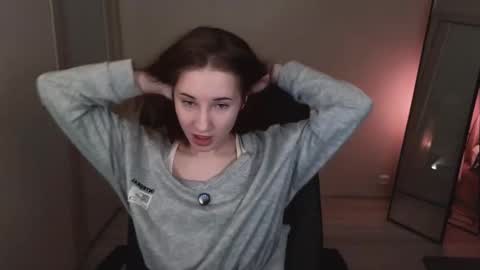 little_pretty_woman online show from 10-11-25, 06:06