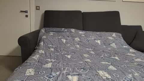 GiuliaFrancesco online show from 01-01-25, 04:07