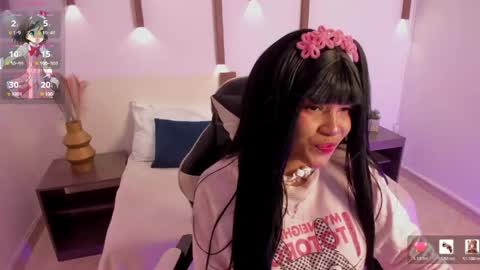 S U M I online show from 05-13-26, 02:42