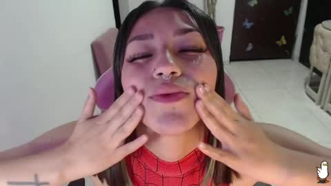 Snapshot of littleangelx_m chatting on 07-21-26, 11:40 Daniela online show from 07-21-26, 11:40