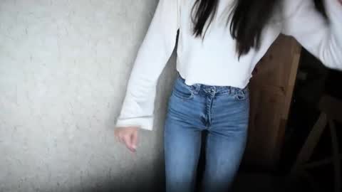 Snapshot of littleashleyy chatting on 12-19-25, 02:24 littleashleyy online show from 12-19-25, 02:24