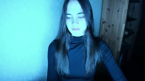 Snapshot of littleashleyy chatting on 12-21-25, 12:40 littleashleyy online show from 12-21-25, 12:40