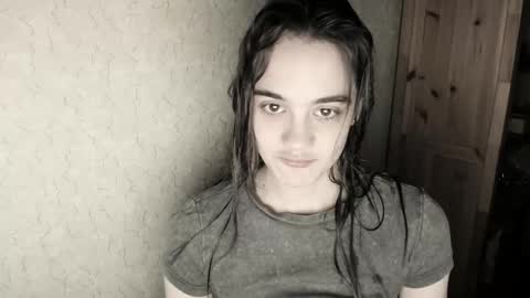 Snapshot of littleashleyy chatting on 12-22-25, 01:19 littleashleyy online show from 12-22-25, 01:19