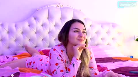 Snapshot of littleblondbunny chatting on 03-06-26, 07:49 littleblondbunny online show from 03-06-26, 07:49