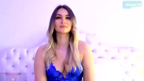 Snapshot of littleblondbunny chatting on 03-13-26, 07:04 littleblondbunny online show from 03-13-26, 07:04