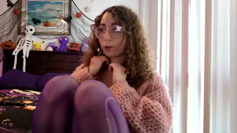 Snapshot of littledeathtrap chatting on 10-19-25, 08:31 littledeathtrap online show from 10-19-25, 08:31