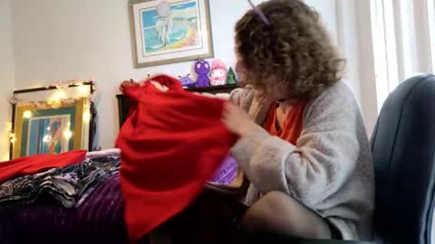 Snapshot of littledeathtrap chatting on 11-25-25, 08:09 littledeathtrap online show from 11-25-25, 08:09