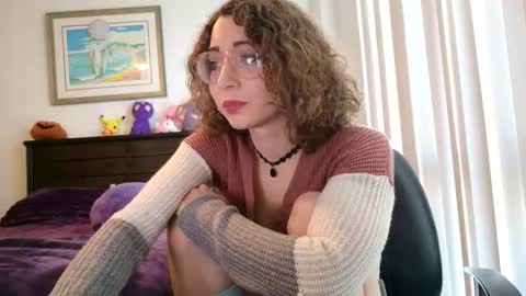 Snapshot of littledeathtrap chatting on 12-05-25, 06:37 littledeathtrap online show from 12-05-25, 06:37