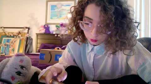 Snapshot of littledeathtrap chatting on 02-24-26, 07:23 littledeathtrap online show from 02-24-26, 07:23