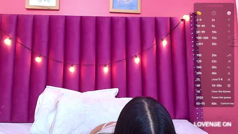 Emily  online show from 01-28-25, 05:54