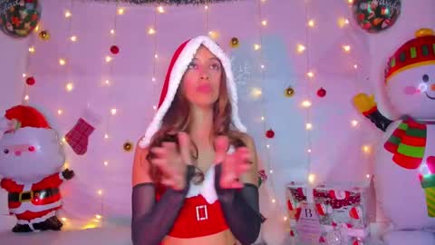 littlee_emma_ online show from 12-31-24, 06:27