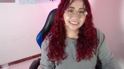 Snapshot of littlee_red chatting on 12-14-25, 08:46 Angel online show from 12-14-25, 08:46