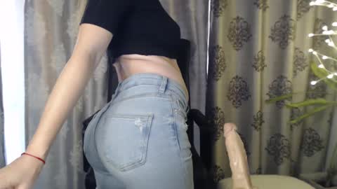 Your little flower  online show from 02-12-25, 03:16