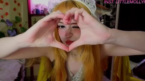 Snapshot of littlefoxyhole chatting on 04-12-26, 04:39 Molly online show from 04-12-26, 04:39