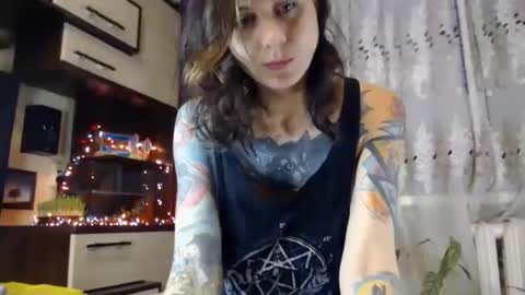 littlehappines online show from 02-01-25, 05:47