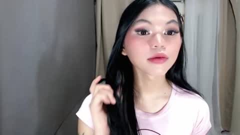 littlelace_ online show from 06-12-26, 12:09