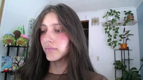 Snapshot of littlelaksmi chatting on 12-19-24, 11:46 Laksmi online show from 12-19-24, 11:46