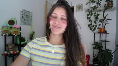 Snapshot of littlelaksmi chatting on 12-27-24, 08:28 Laksmi online show from 12-27-24, 08:28