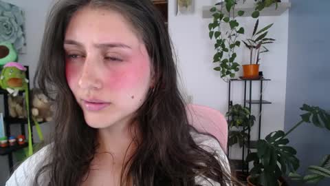 Snapshot of littlelaksmi chatting on 01-28-25, 07:42 Laksmi online show from 01-28-25, 07:42