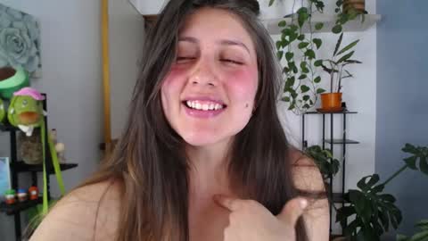 Snapshot of littlelaksmi chatting on 02-05-25, 12:20 Laksmi online show from 02-05-25, 12:20