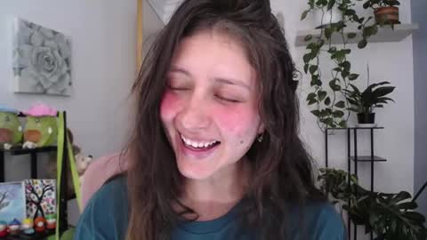 Snapshot of littlelaksmi chatting on 02-22-25, 02:17 Laksmi online show from 02-22-25, 02:17