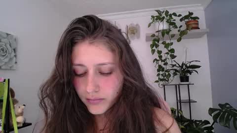Snapshot of littlelaksmi chatting on 03-04-25, 01:55 Laksmi online show from 03-04-25, 01:55