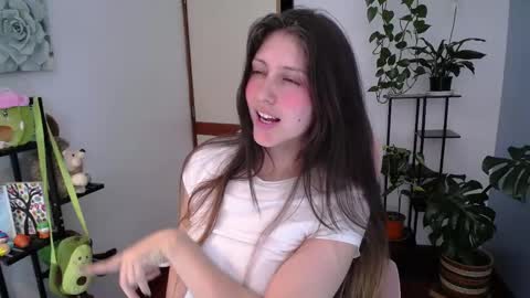 Snapshot of littlelaksmi chatting on 03-04-25, 11:32 Laksmi online show from 03-04-25, 11:32