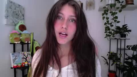Snapshot of littlelaksmi chatting on 03-12-25, 10:07 Laksmi online show from 03-12-25, 10:07