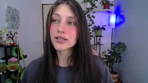 Snapshot of littlelaksmi chatting on 09-18-25, 09:39 Laksmi online show from 09-18-25, 09:39