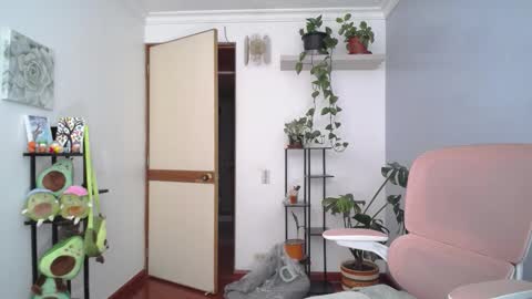 Snapshot of littlelaksmi chatting on 03-14-26, 10:04 Laksmi online show from 03-14-26, 10:04