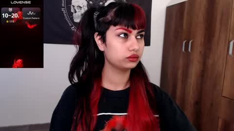 Snapshot of littleluciferrr chatting on 06-03-26, 04:45 Lucifer online show from 06-03-26, 04:45