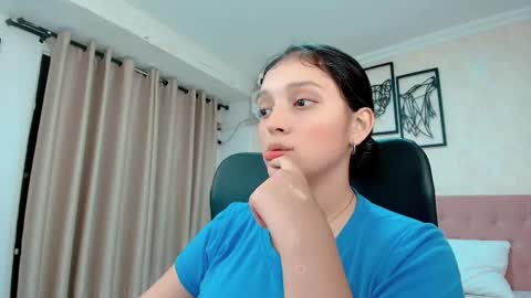 Sarahs Room online show from 03-06-26, 01:24