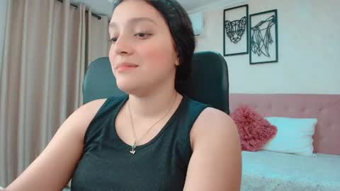 Snapshot of littlemolly_pregnant chatting on 05-30-26, 12:41 Sarahs Room online show from 05-30-26, 12:41