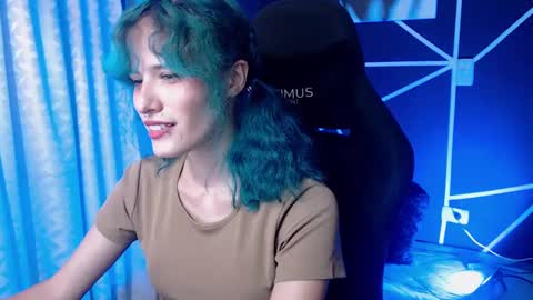 LAUREN online show from 09-30-25, 02:05