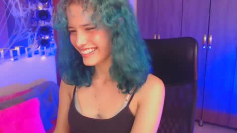 LAUREN online show from 10-14-25, 08:09