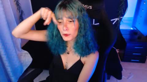 LAUREN online show from 11-09-25, 03:27