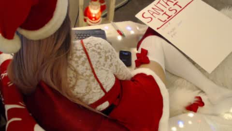 Snapshot of littleonecd chatting on 12-12-24, 01:32 Cadence online show from 12-12-24, 01:32